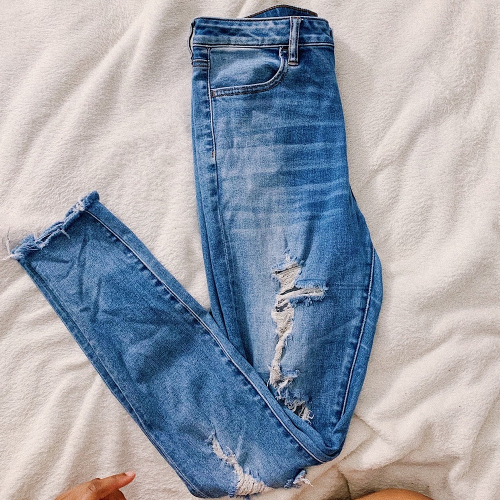 Distressed American Eagle Jeggings